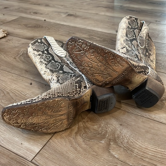 snakeskin, Corral cowgirl boots. handmade NEVER BEEN WORN - Picture 3 of 3
